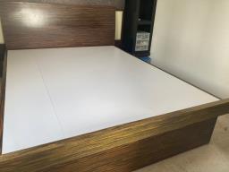 Queen size Double bed base image 1