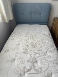 Sealy Bedframe and Mattress image 6