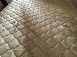 Sealy Queen Size mattress posturepedic image 3