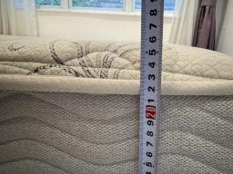 Simmons Beauty Rest Queen Size bed 5feet image 7