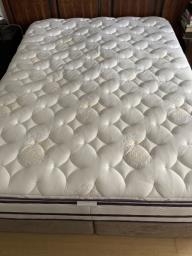 Simmons Queen Mattress  Base image 3