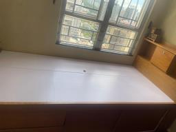 Single bed image 1