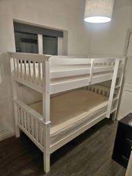 Single wooden bunk bed with 2x mattress image 1