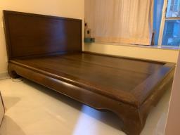Tailor made chicken wing solid wood bed image 1