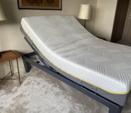 Tempur Bed - Electrically Adjustable image 1