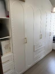Beautiful Elegant Wardrobe image 1