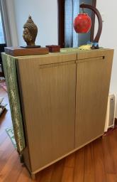 Elegant Wooden 2door Cabinet 92x42x102cm image 2