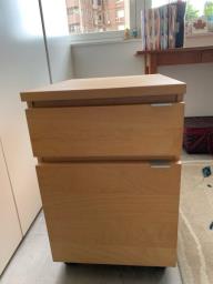 Filing cabinet with wheel image 1