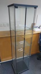 Glass display cabinets image 3