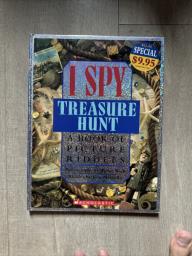 I Spy Treasure Hunt Book Like New image 1