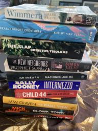 Used Books - English image 1