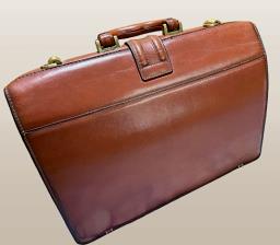 Vintage-style Italian Leather Briefcase image 2