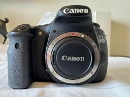 Canon 60d in Good Condition image 1