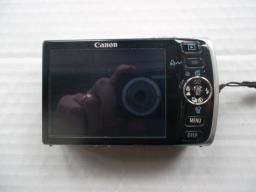 Canon Ixy 8 Megapixel digital camera image 2