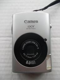 Canon Ixy 8 Megapixel digital camera image 1