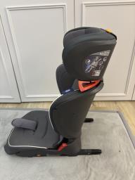 Chicco car seat image 2
