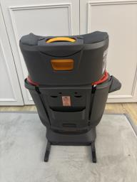 Chicco car seat image 4
