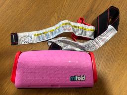 Mifold portable car seat pink image 1