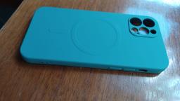 iphone 12 pro case image 3