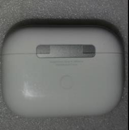 Wireless Charging Case for Apple Airpods image 4