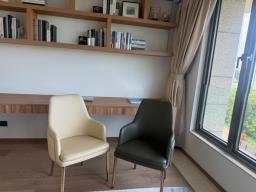 2 leather chairs image 2
