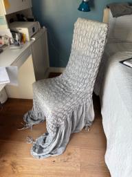 6 dining chairs with linen covers image 3