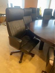 Black leather office chair image 1