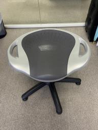 Ergonomic lower back exercise stool image 4