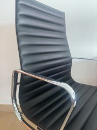 Herman Miller Eames Executive Chair image 3