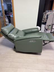 Leather armchair recliner chair like new image 3