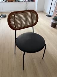 Used dinning chairs 100ea total 6 image 1