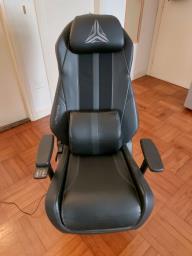 Uthrone Office  Gaming Massage Chair image 1