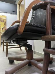 Vintage executive style chair image 2