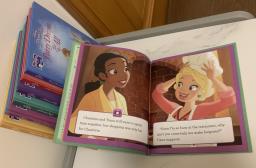 Disney princess 8 book set image 1