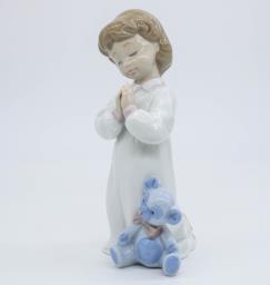 Lladro 6581 Night Time Blessings image 5