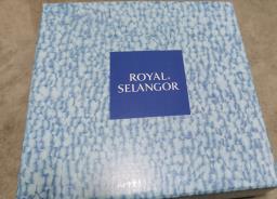 Royal selangor  plate image 3