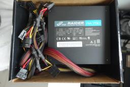 Fsp Raider Silver 750w Pc Power Supply image 1