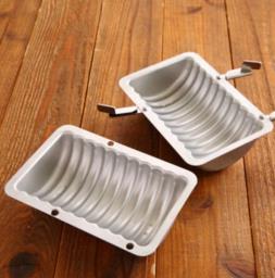 99 new 13cm bread mold x2 image 2