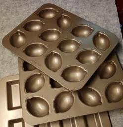 Baking Pan in Lemon shape 2 pieces image 1