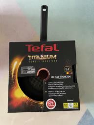 Tefal titanium hobs  induction pan 28 image 3