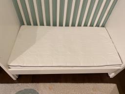 Ikea baby cot crib bed image 2