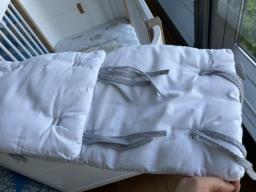 leander baby cot bumper image 2