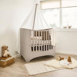 Leander Baby to toddler crib to bed image 1