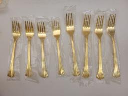 Gold-plated Flatware Set image 3