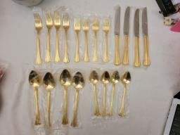 Gold-plated Flatware Set image 2
