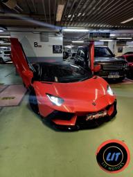 2013 Lamborghini Aventador Lp700 Roadste image 1