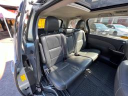 2013 Toyota Previa 24 image 9