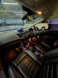201516 Ford Fiesta S 5dr 10t At image 6