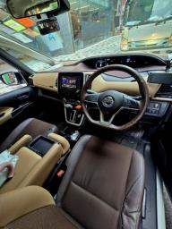 2019 Nissan Serena Hw Star Vip S-hybrid image 6
