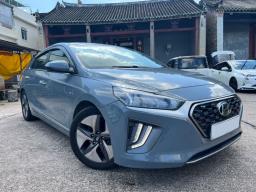 2021 Hyundai Ioniq Hybrid image 1